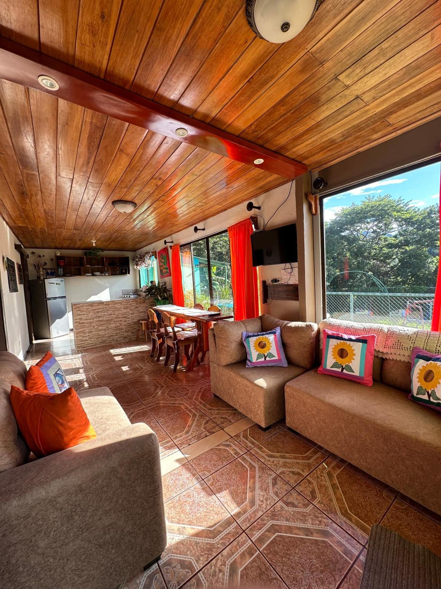 Lidia'S Mountain View Vacation Homes Monteverde Exterior photo